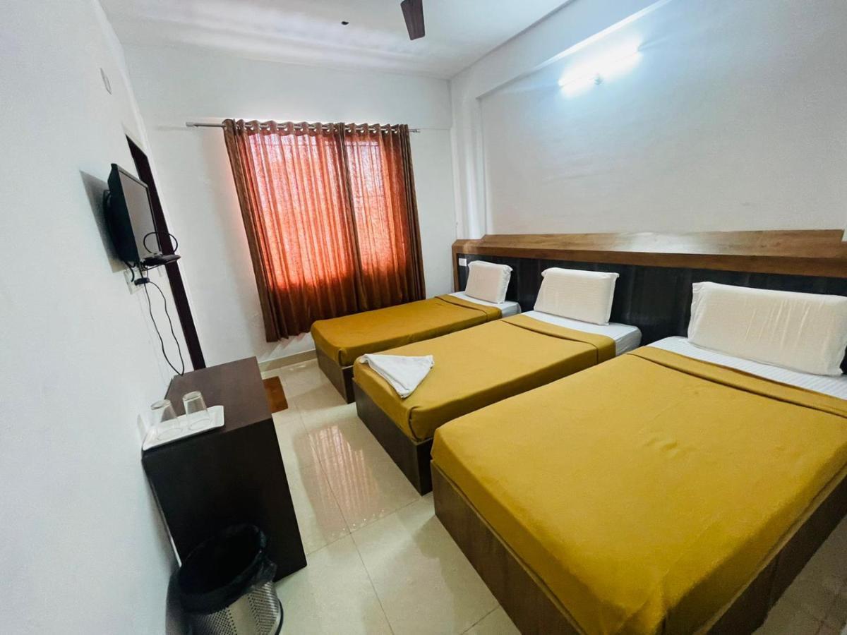 B Six Hotel Бангалор Экстерьер фото