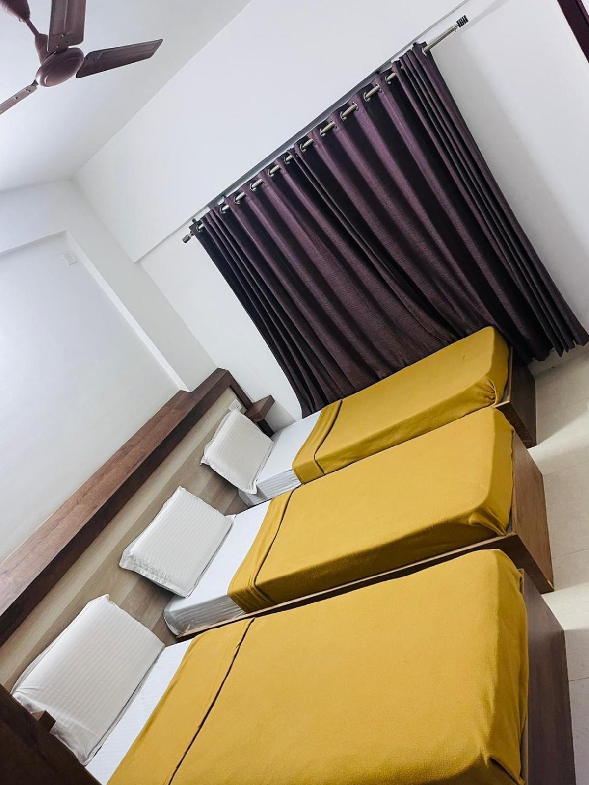 B Six Hotel Бангалор Экстерьер фото